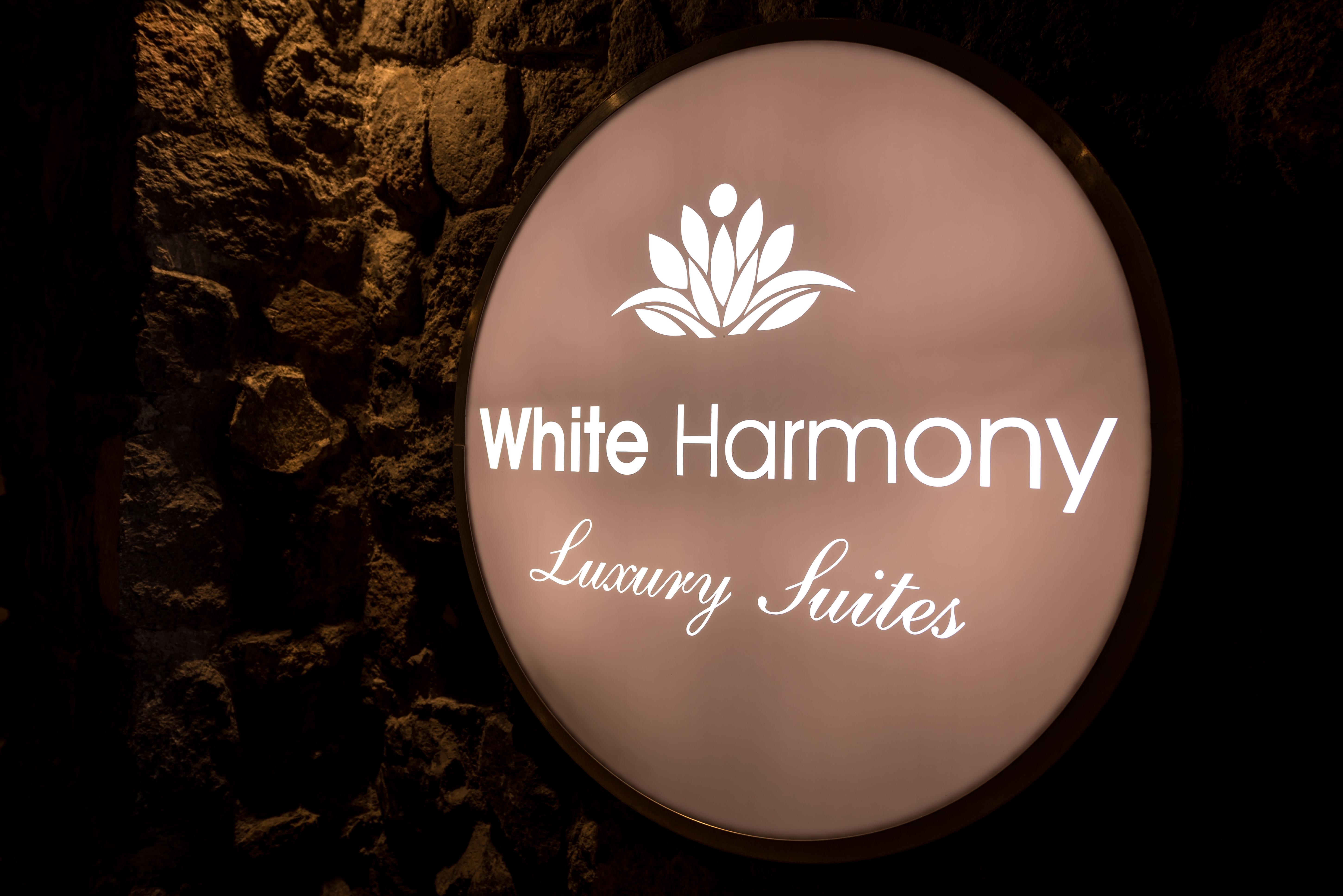 מגלוחורי White Harmony Suites מראה חיצוני תמונה