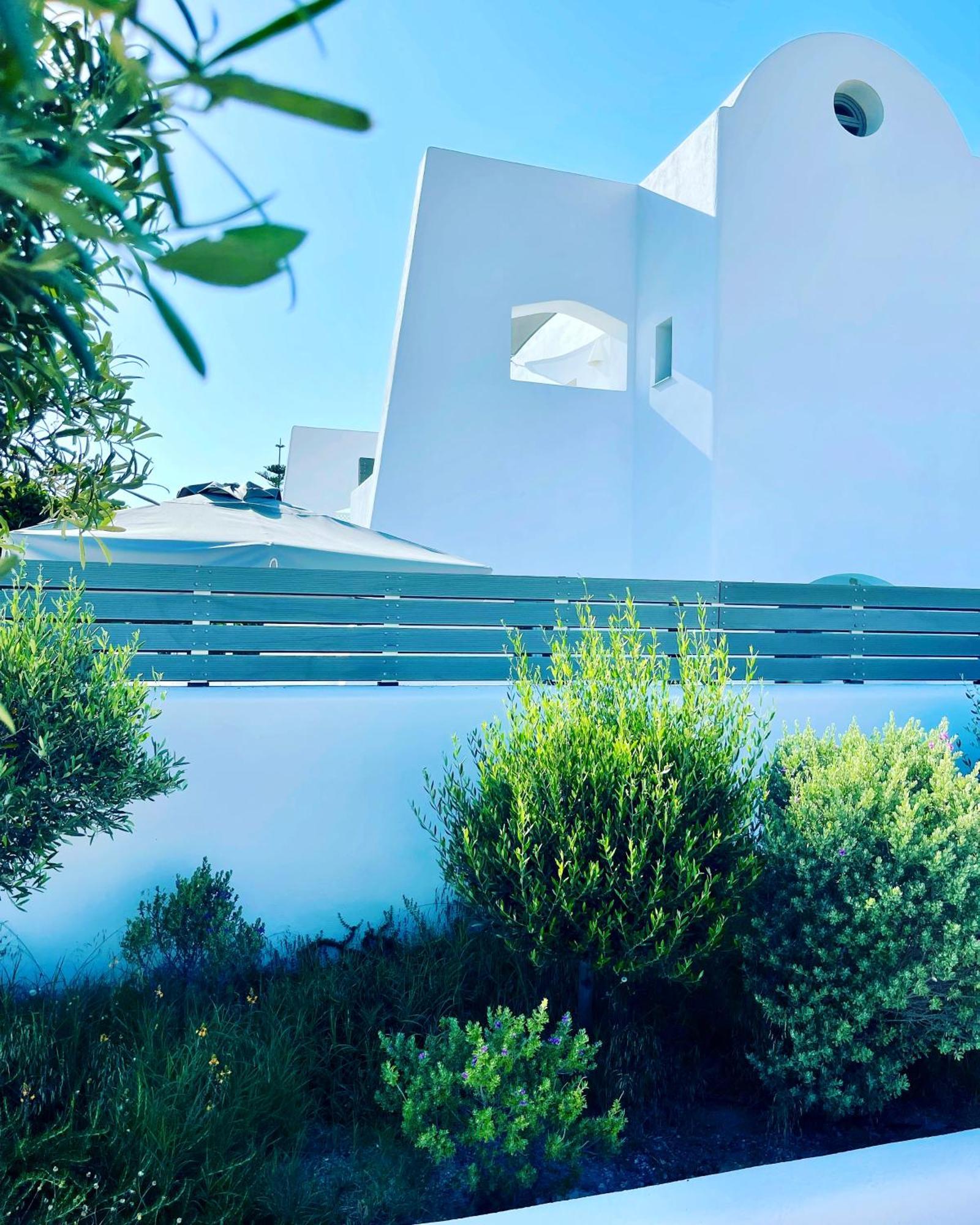 מגלוחורי White Harmony Suites מראה חיצוני תמונה