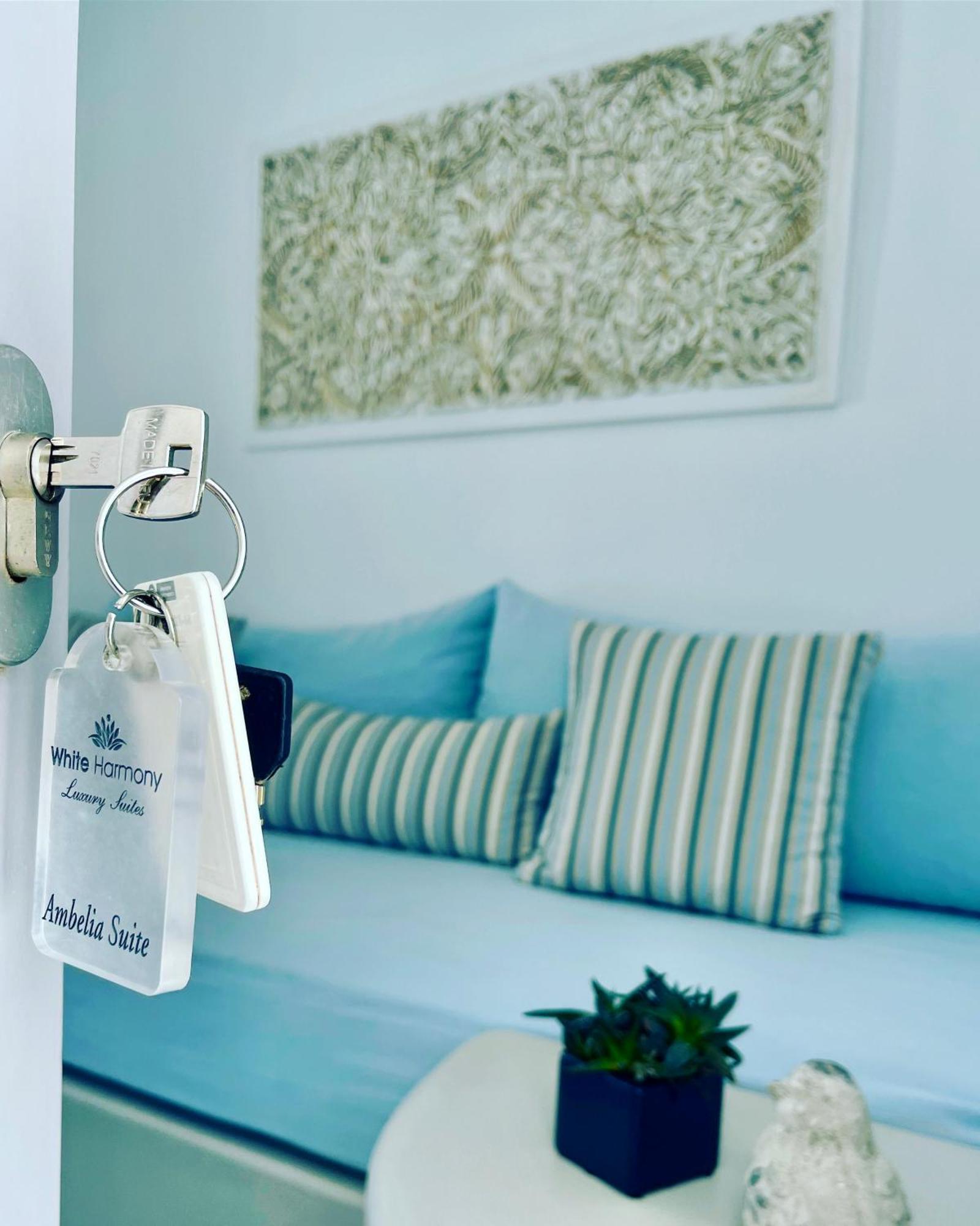 מגלוחורי White Harmony Suites מראה חיצוני תמונה
